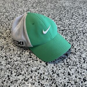 Nike Golf VRS 20XI Flexfit Hat Mens M Fitted Green Trucker Mesh Back Cap